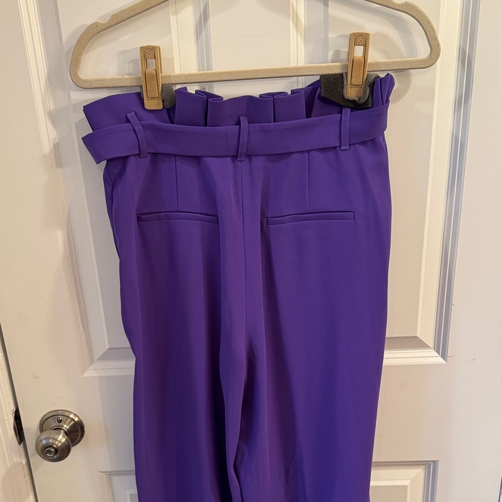 NWT—Alice + Olivia Purple Pants with Belt “Farrel Pleated Paperbag-Waist Pants” - Picture 4 of 5